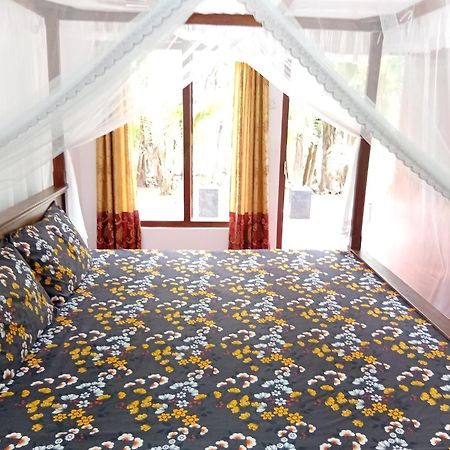 Bakery Family Guest House Mirissa Exterior foto